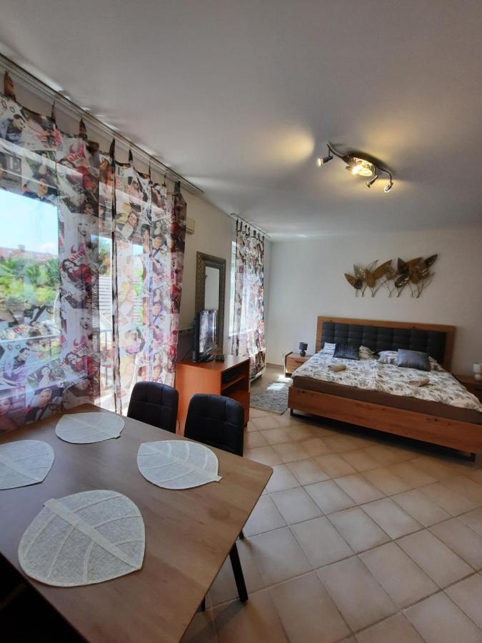 Apartamento Crazy Frog Gambrinusz Ii. Hajdúszoboszló Exterior foto